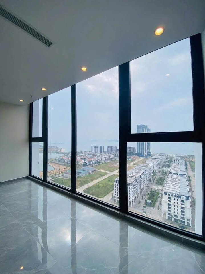Cần bán Căn hộ chung cư Phường Bãi Cháy, Hạ Long, Diện tích 96m², Giá Thương lượng 4