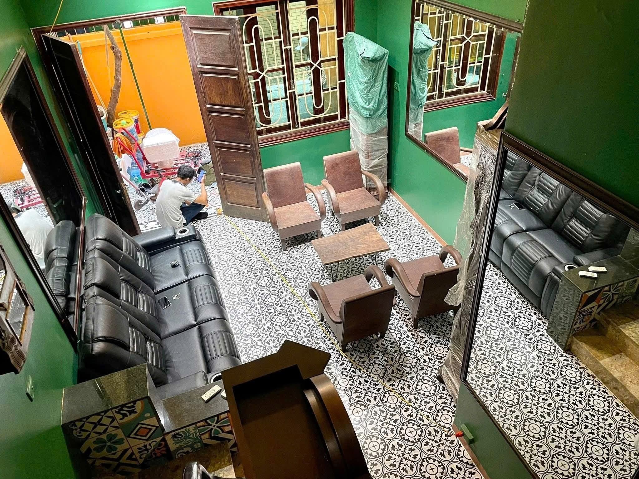 Mặt Phố Hoàng Hoa Thám 270M2 78 Tỷ Mặt Tiền rộng đẹp Quy Hoạch ổn định xây tòa