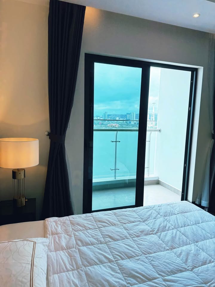 Cần bán Căn hộ chung cư đường Hoàng Quốc Việt, Phường Bãi Cháy, Diện tích 37m², Giá Thương lượng 10