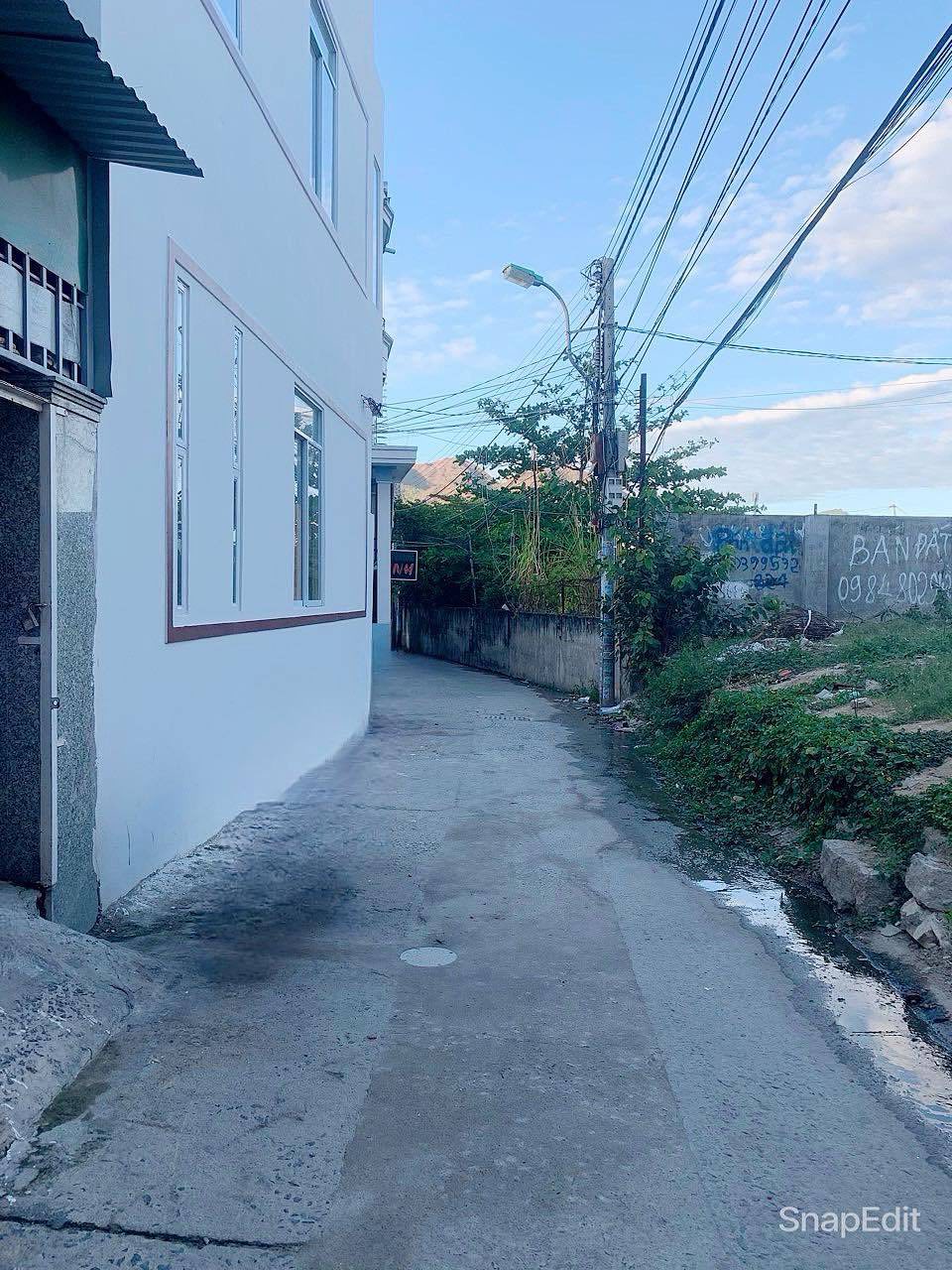 BÁN NHÀ 2 TẦNG ĐẶNG LỘ ĐƯỜNG TÔ TẬN NHÀ. PHƯỜNG VĨNH HẢI 3