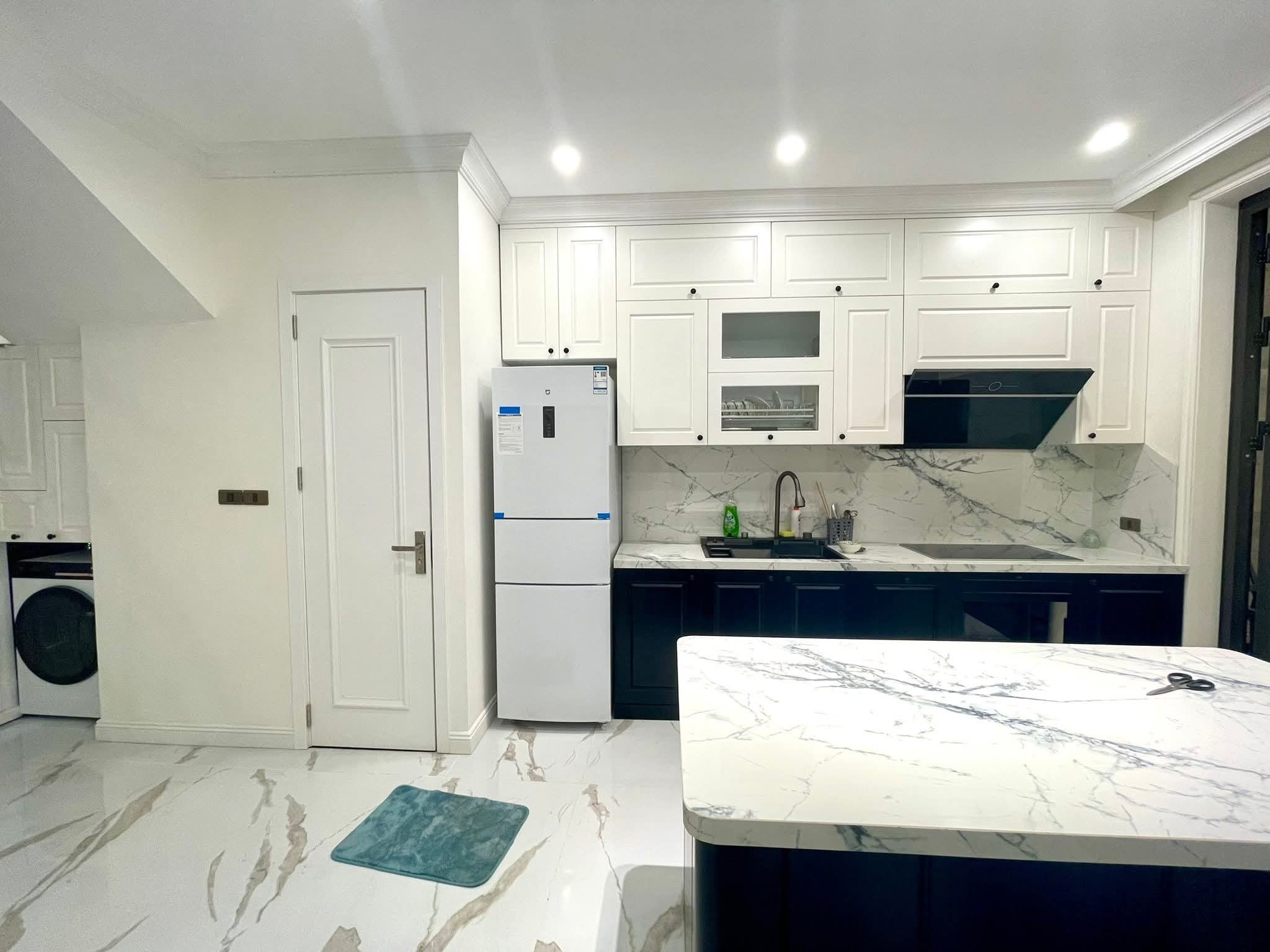 Tòa Apartment cao cấp Đội Cấn DT 165TR/TH ô tô tránh đỗ khu phân lô 9 Tầng 1 hầm 35 tỷ 2