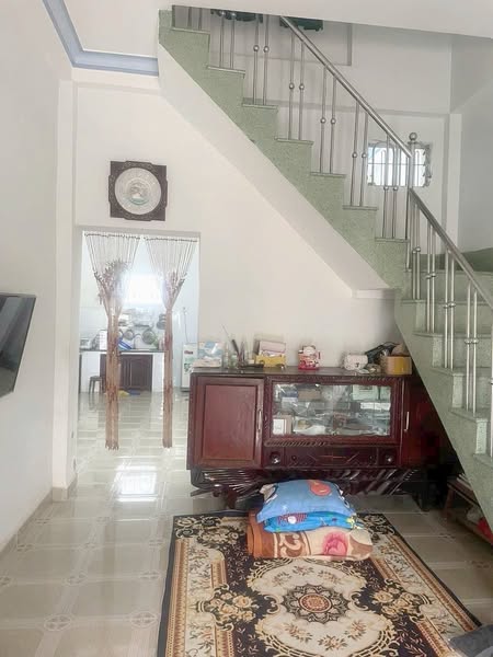 BÁN NHÀ 2 TẦNG ĐƯƠNG 2 Ô TÔ GẦN NHÀ THỜ BA LÀNG GẦN BIỂN VĨNH HOÀ
