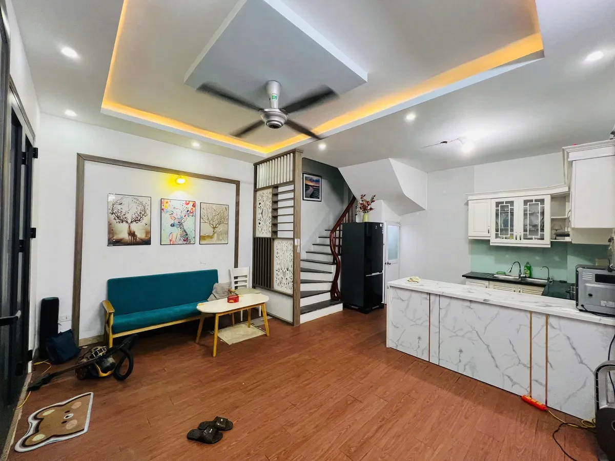 Bán nhà 50m², 7 tầng, 10PN, 10WC, Tân Mai - Hoàng Mai - 13.5 tỷ Chung Cu MiNi  Dòng Tiền