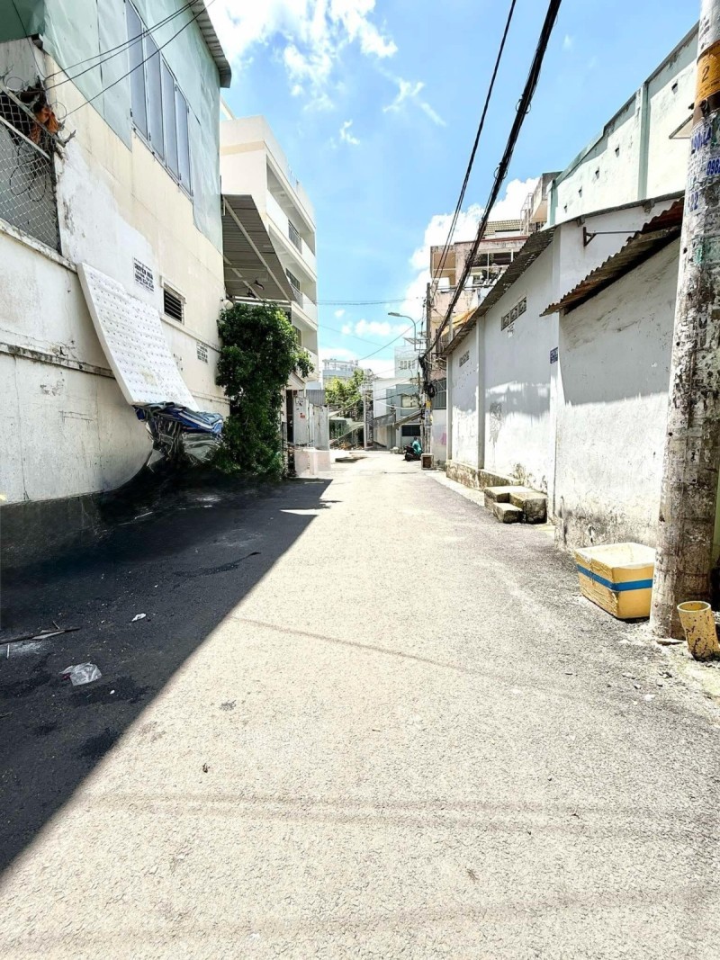 Bán Nhà HXH Bùi Đình Túy 40m2 Chỉ Hơn 5 Tỷ