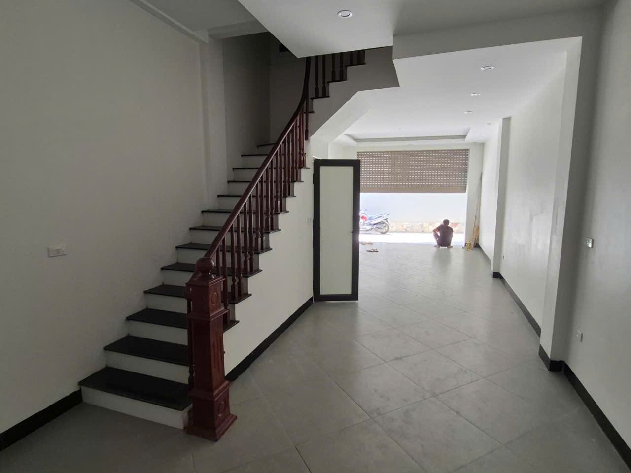 NHÀ XÂY MỚI, 6 TẦNG,THANG MÁY,GARA Ô TÔ, KINH DOANH, 11 tỷ   TÂY LAI XÁ, KIM CHUNG, Hoài đức 4