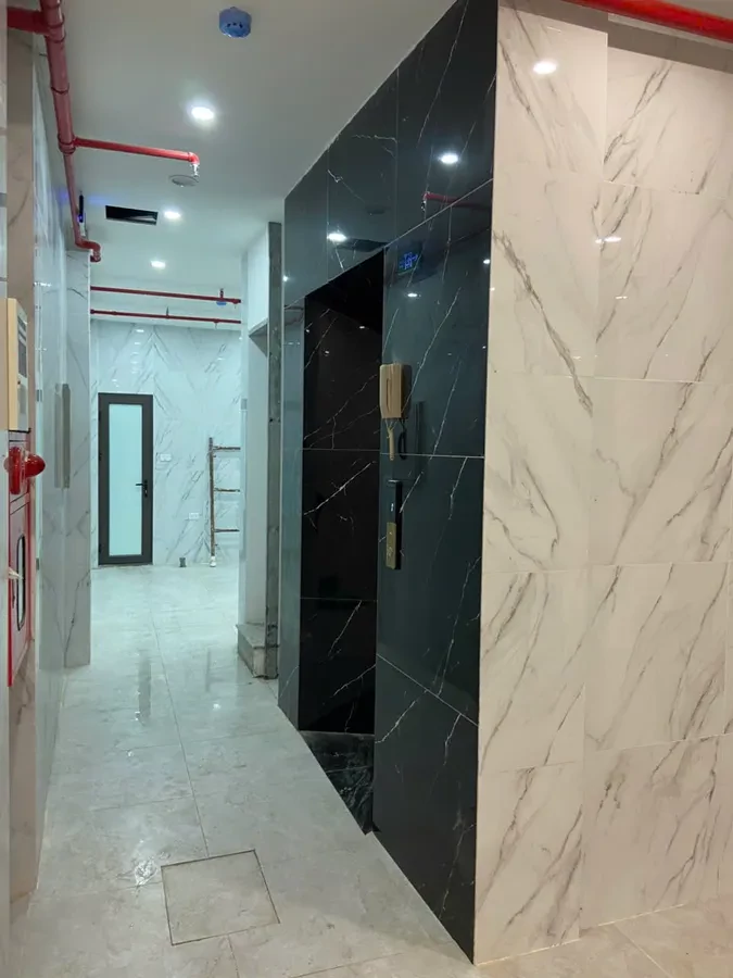 Bán chung cư mn 70m2, giá 12 tỷ tại Hoàng Mai, 6 tầng thang máy 2