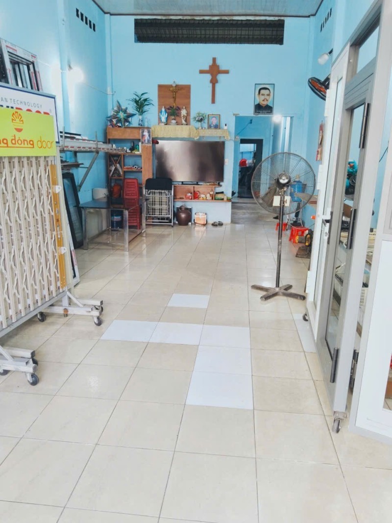 Bán nhà mặt tiền Lý Thánh Tông-ngang 4.6m-sổ vuông-gần trường-giá tốt 2
