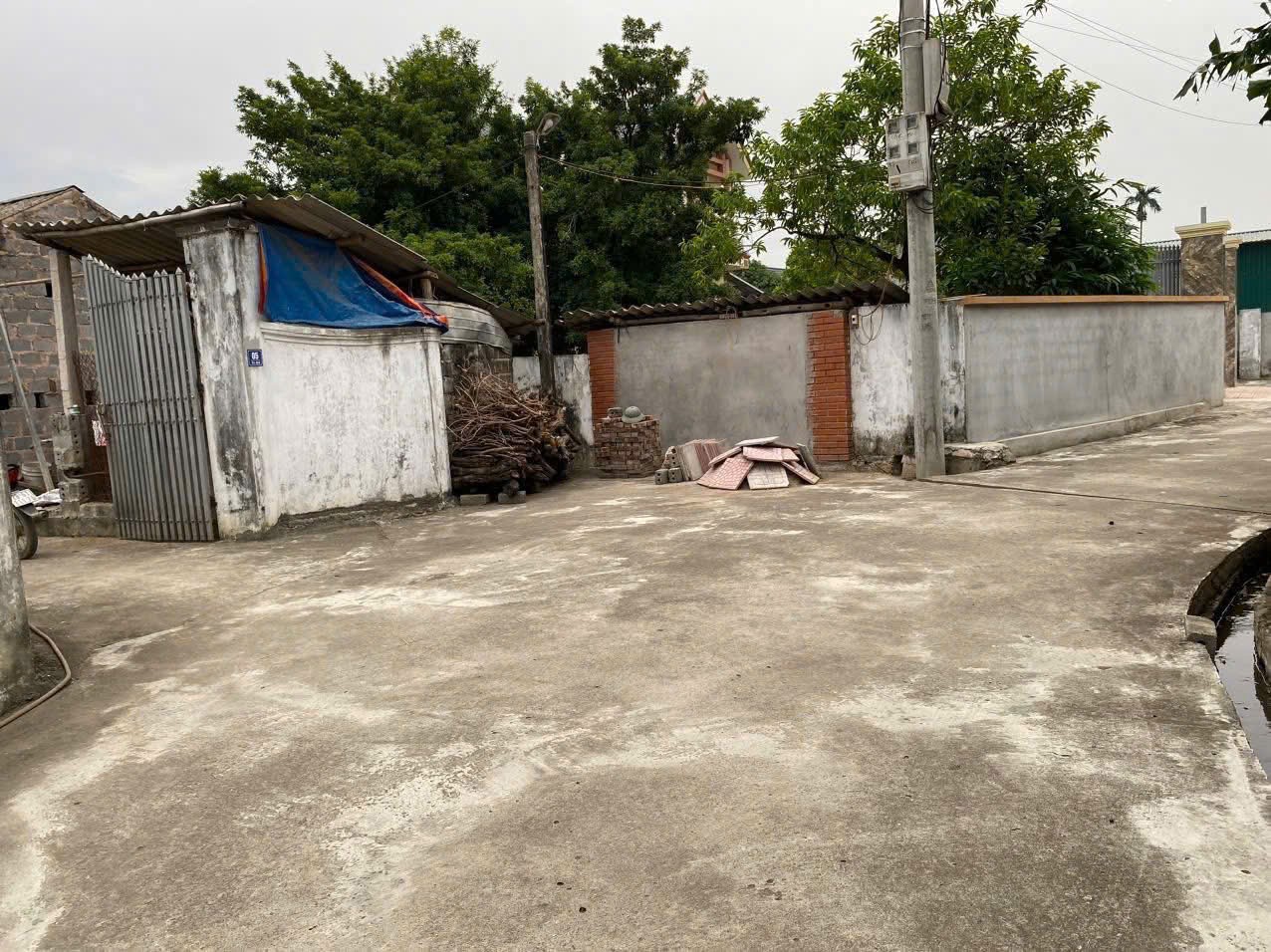 Khuôn Viên Đẹp tại Chương Mỹ. Nhỉnh 3 Tỷ 2