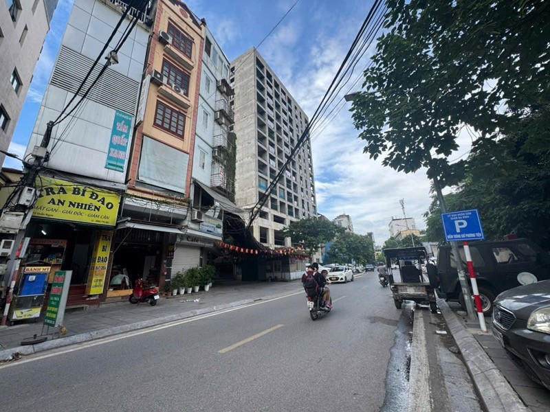 Bán nhà Quần Ngựa, Ba Đình, lô góc, 65m2, 1 tầng, chỉ 14.2 tỷ