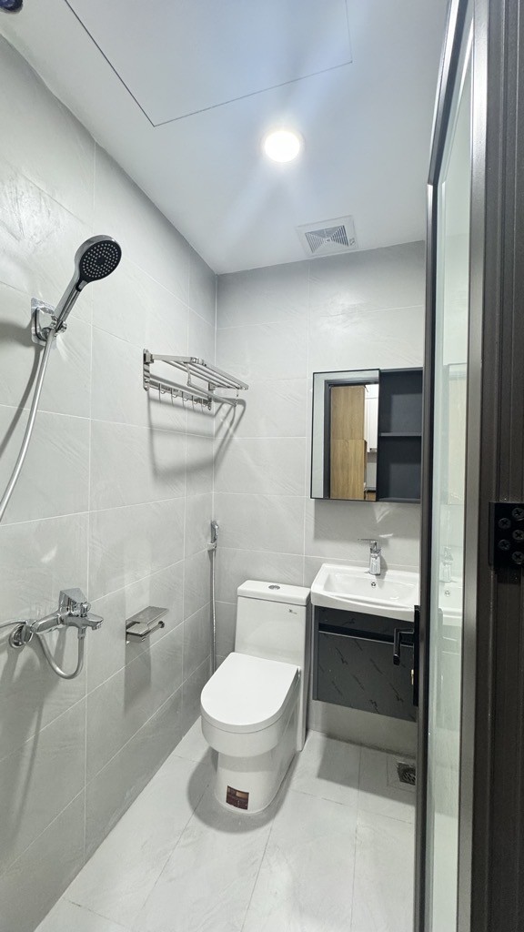 Bán nhà Hoàng Văn Thái, 60m2, 7 tầng, thang máy, 10 phòng cho thuê, full nội thất, 13,55 tỷ. 3