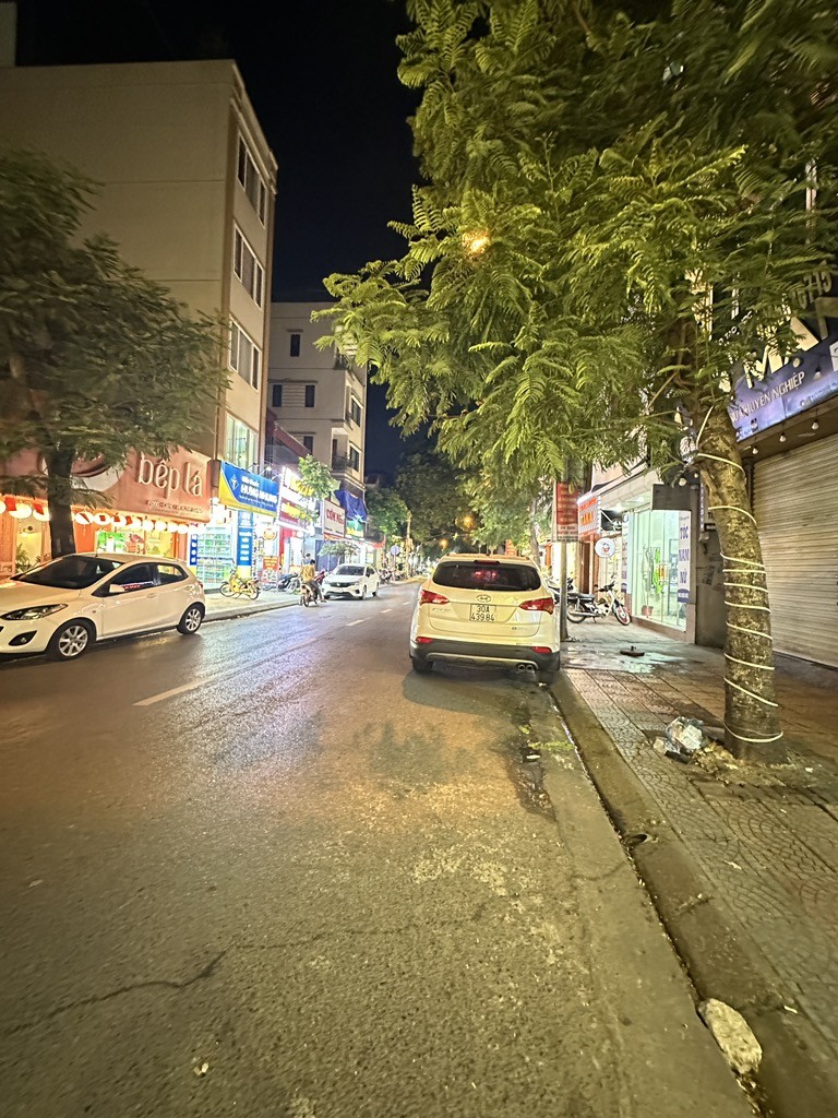 BÁN NHÀ SÀI ĐỒNG 25 tỷ 75m MẶT TIỀN 5m,Ô TÔ VỈA HÈ KINH DOANH,LONG BIÊN