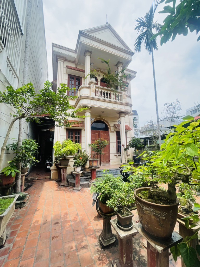 BÁN NHÀ NGỌC THỤY 45 tỷ 180m MẶT ĐƯỜNG LỚN Ô TÔ TRÁNH,KINH DOANH LONG BIÊN 2