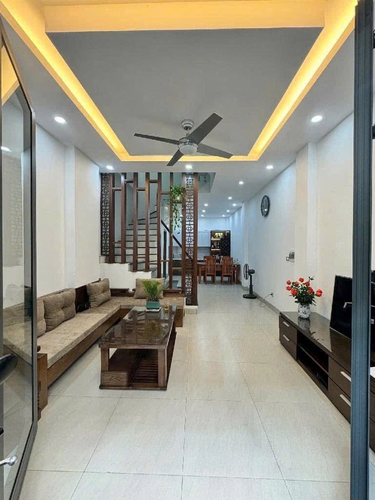 BÁN NHÀ 12 tỷ NGUYỄN VĂN CỪ 50m NGÕ Ô TÔ,GARA KHU VÍP LONG BIÊN HÀ NỘI 3