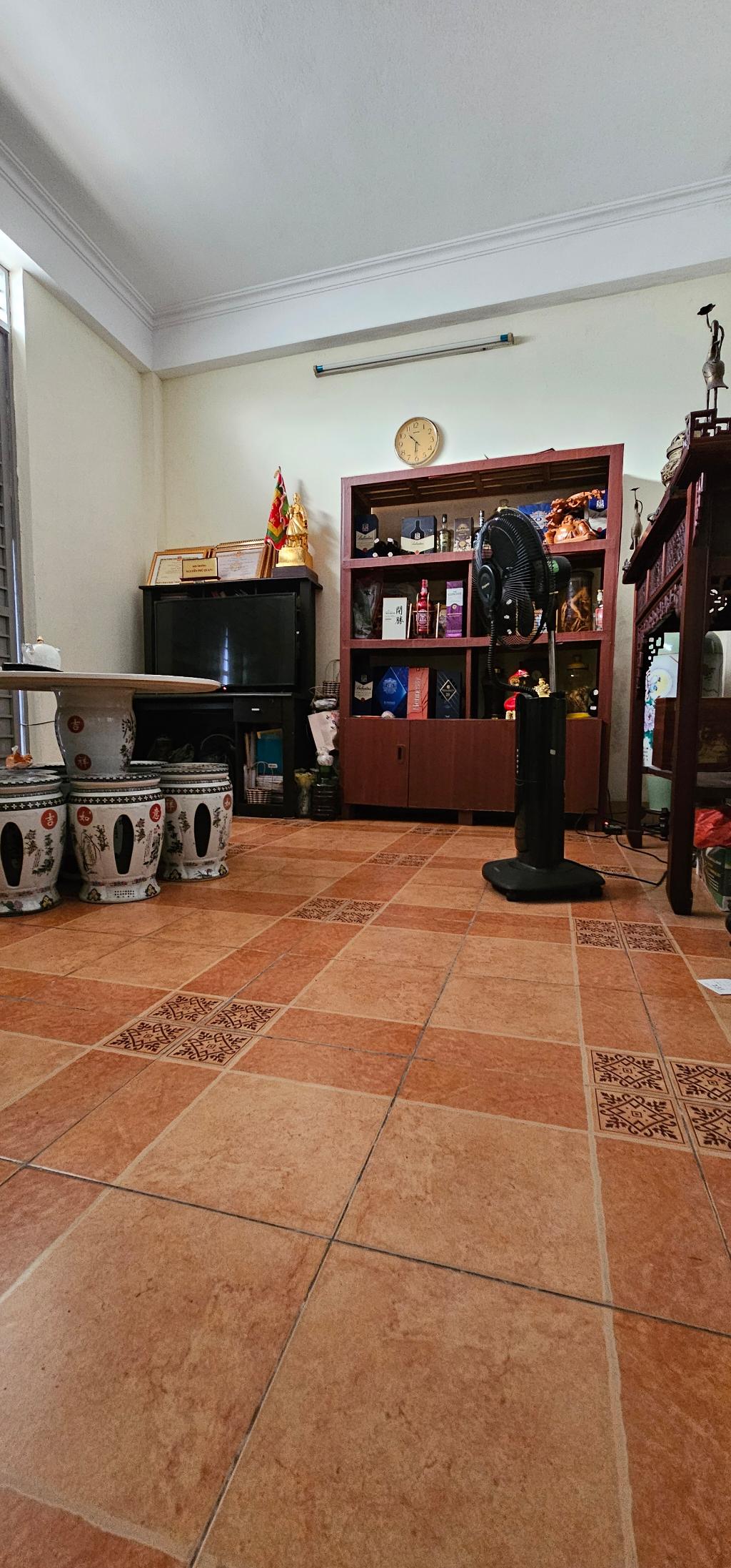 Cần bán Nhà mặt tiền đường Đại La, Phường Đồng Tâm, Diện tích 82m², Giá 32.5 Tỷ 2