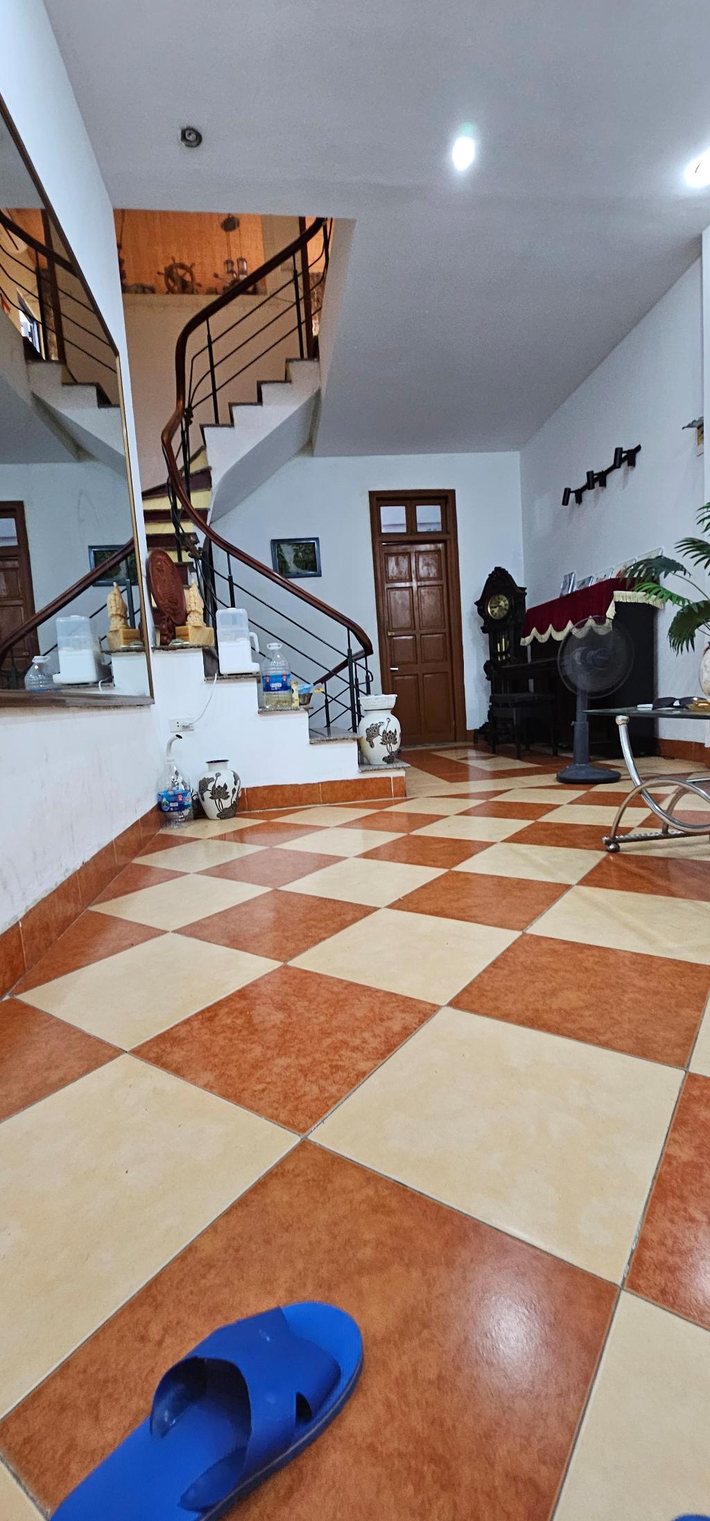 Cần bán Nhà mặt tiền đường Đại La, Phường Đồng Tâm, Diện tích 82m², Giá 32.5 Tỷ 3