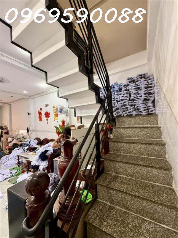 VỊ TRÍ VÀNG, CỰC HIẾM HXH TÂN SƠN NHÌ 5.8 TỶ – SHR – 60M² – 3 TẦNG – 3PN 3