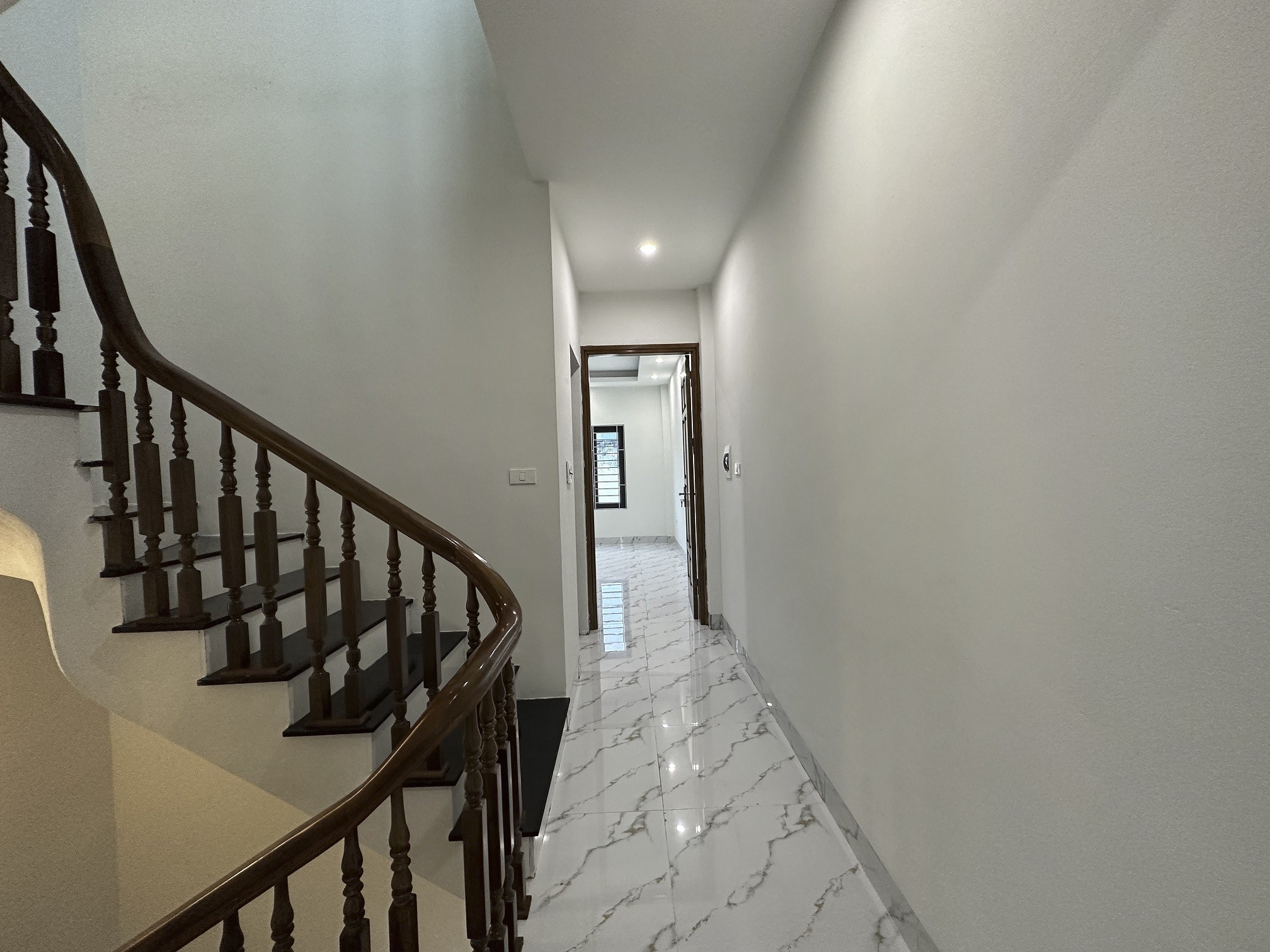 Bán gấp nhà Vân Côn, Hoài Đức, ô tô đỗ cửa, 4 tầng 4
