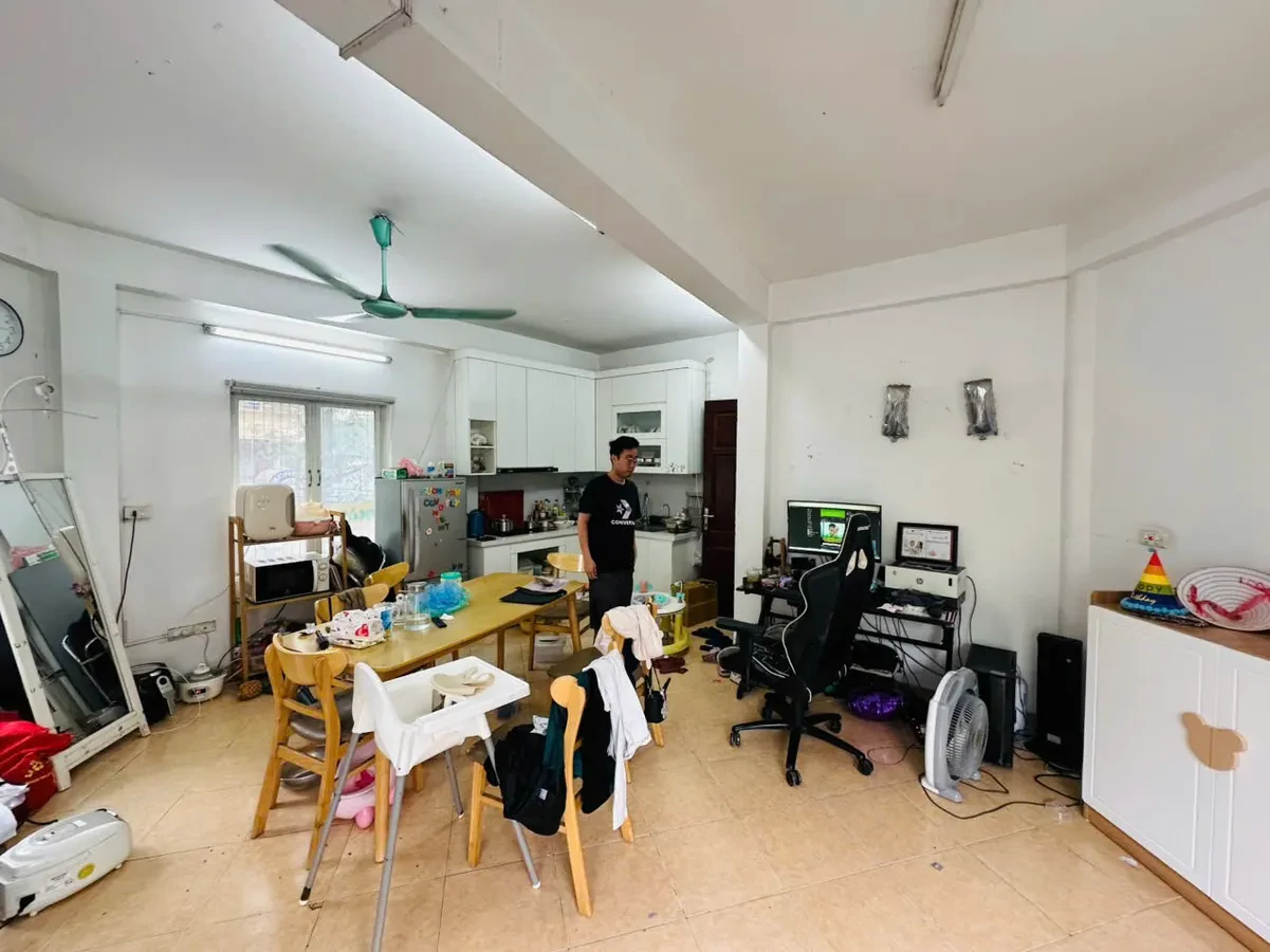 Mặt phố Tạ Quang Bửu giá 33 tỷ, 38m2 x 5 tầng, lô góc kinh doanh đỉnh