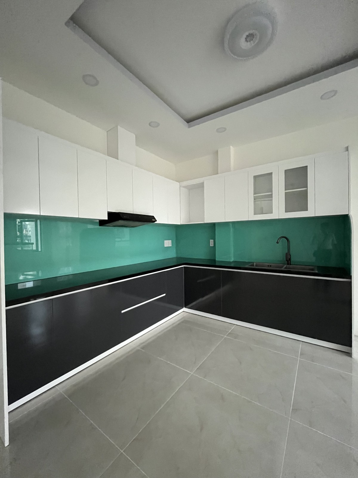 Bán nhà mặt tiền Lương Thế Vinh-ngang 6m-4 tầng-5PN-nở hậu-mới xây-kinh doanh tấp nập 4