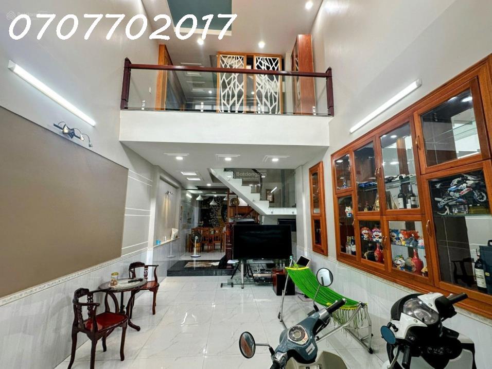 BÁN NHÀ 3 TẦNG – HẺM THOẠI NGỌC HẦU – HÒA THẠNH – 72M² – NHÀ MỚI 4PN – GIÁ 5TỶxx