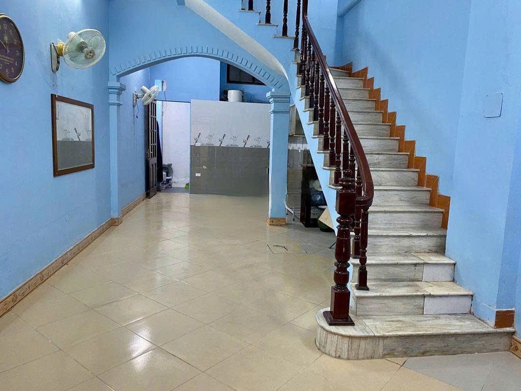 Cho thuê nhà riêng ngõ 81 Láng Hạ- Thành Công-Ba Đình 51m x 4T, ô tô, kinh doanh giá 19TR