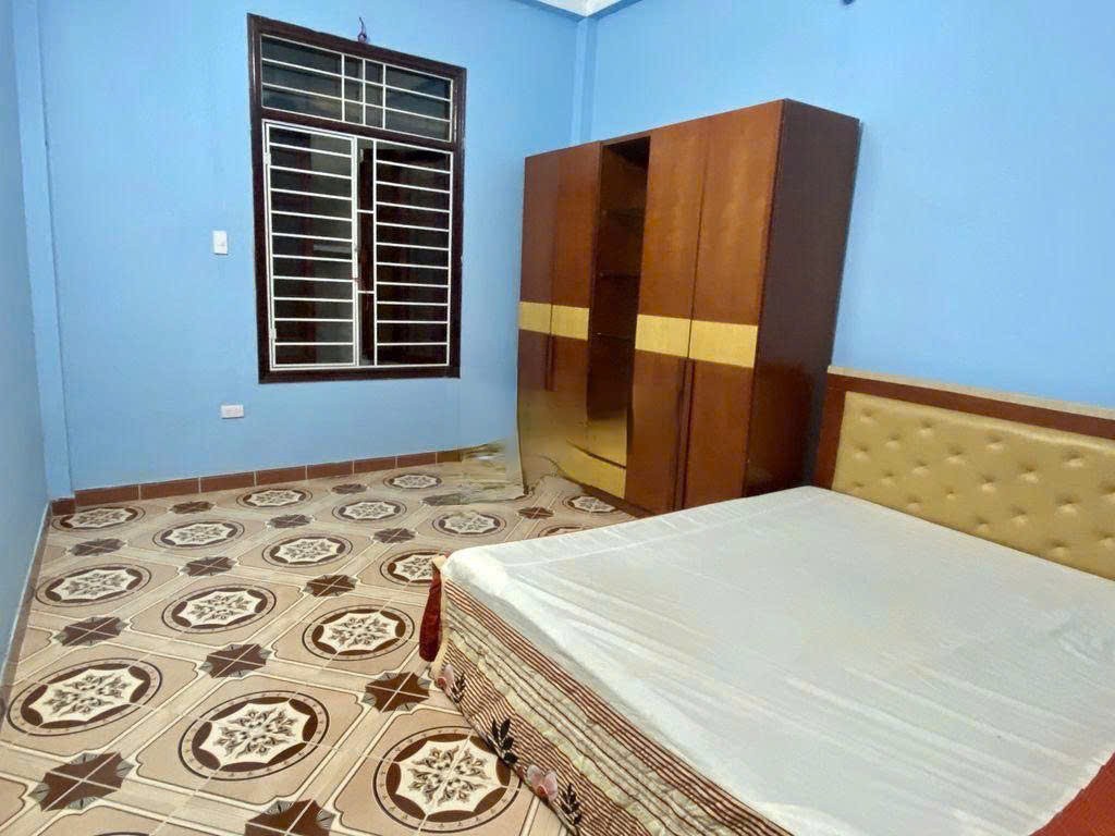 Cho thuê nhà riêng ngõ 81 Láng Hạ- Thành Công-Ba Đình 51m x 4T, ô tô, kinh doanh giá 19TR 3