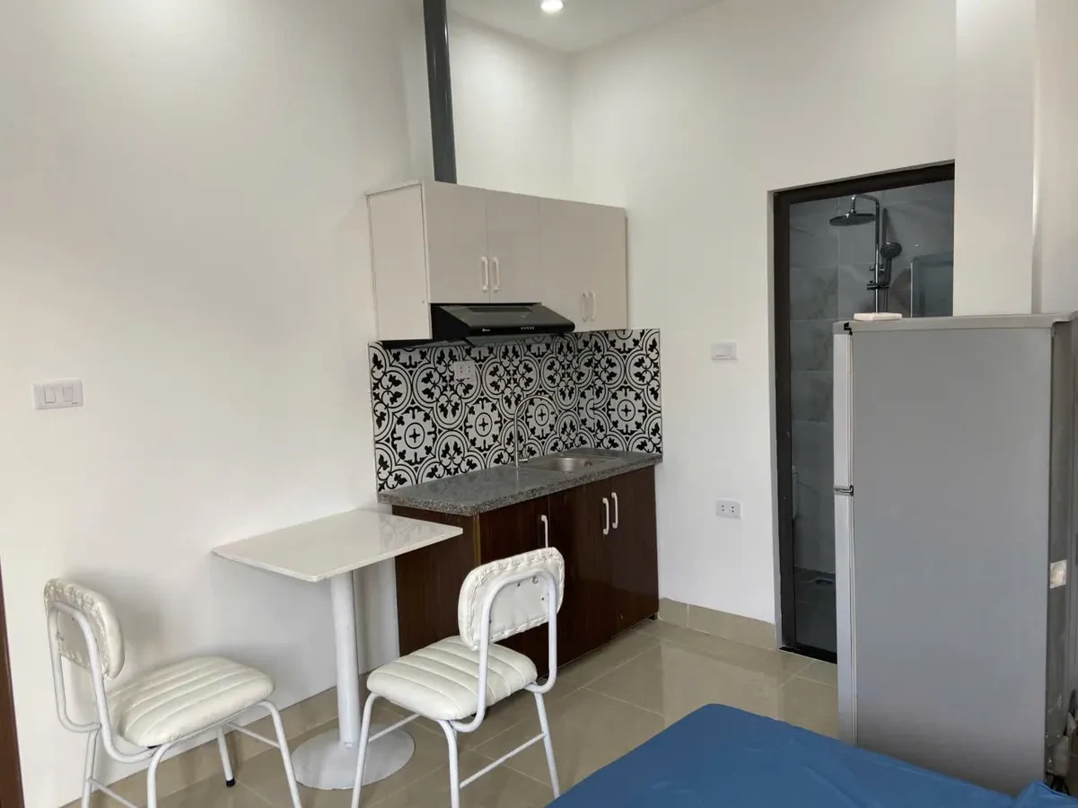 Bán chung cư mn 70m2, giá 12 tỷ tại Hoàng Mai, 6 tầng thang máy 3