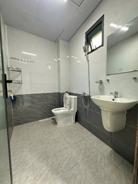 Cần tiền Bán gấp Homestay nhà gỗ sân vườn tại khu vực An Bình, P3, Đà Lạt Giá chỉ 8.6 tỷ 2