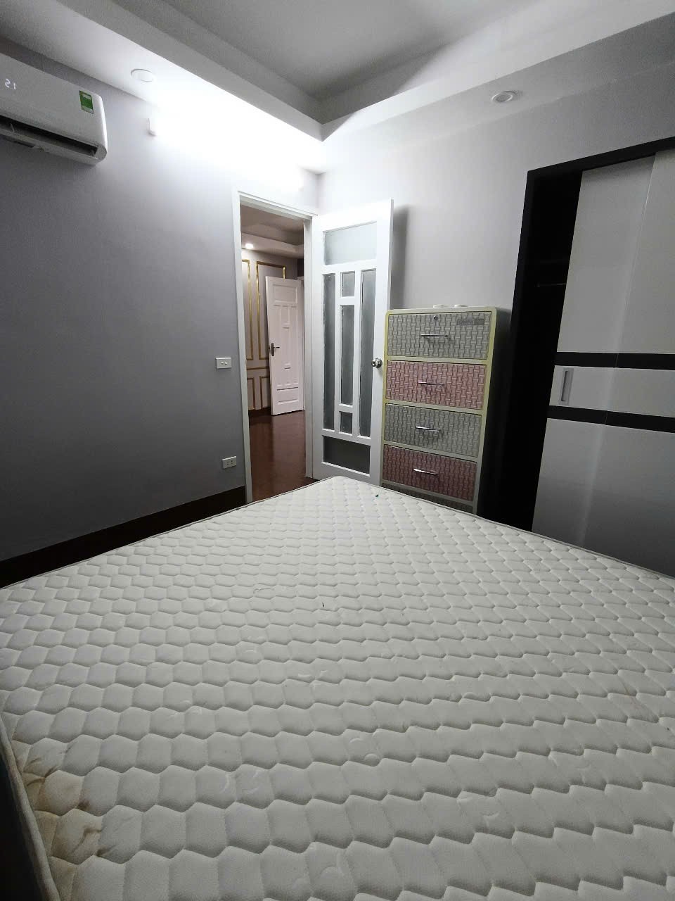 Bán căn hộ CCMN Văn Hương - Hàng Bột - Đống Đa 50m, 2 ngủ giá 1.75 tỷ, phôi sổ riêng 4