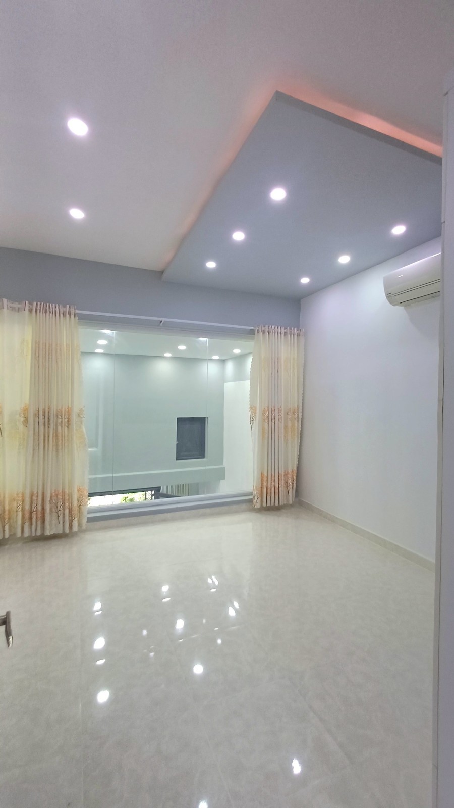 BÁN NHÀ ĐƯỜNG PHẠM VĂN CHIÊU GÒ VẤP -  2 TẦNG -  36M2 - Vuông Vức - CHỈ 4 TỶ 050. 5