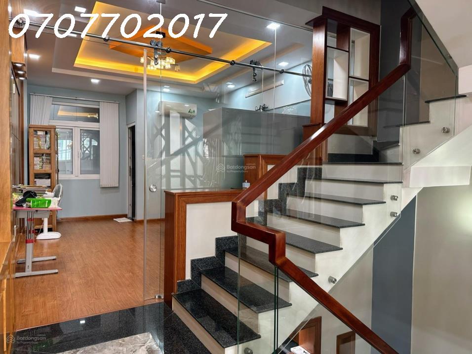 BÁN NHÀ 3 TẦNG – HẺM THOẠI NGỌC HẦU – HÒA THẠNH – 72M² – NHÀ MỚI 4PN – GIÁ 5TỶxx 4