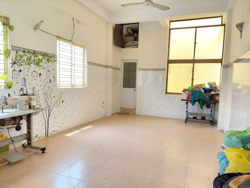 Bán nhà riêng 88m² - Hẻm xe tải 8m Thoại Ngọc Hầu, Q. Tân Phú - 5PN 4