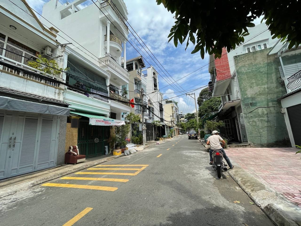 Bán nhà mặt phố 100m² – Đường Đỗ Công Tường, Quận Tân Phú - 9,2 tỷ