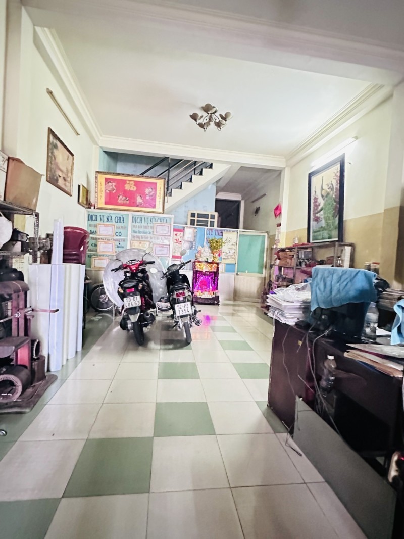Bán nhà mặt phố 100m² - MTKD Đỗ Công Tường, Q. Tân Phú - 9,2 tỷ 2