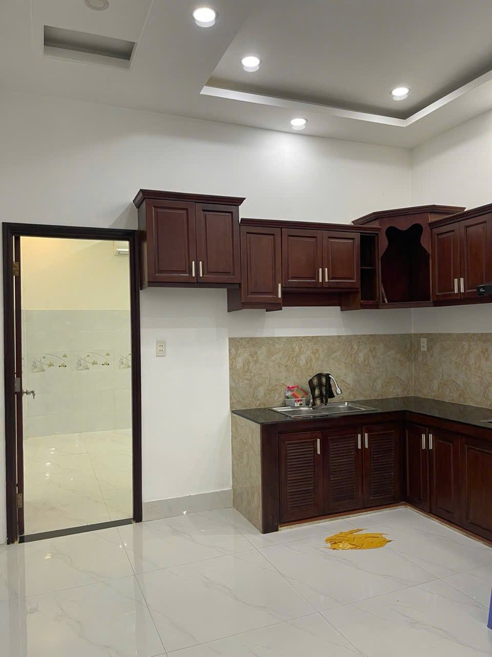 BÁN NHÀ HXH 2 TẦNG MỚI VÀO Ở LUÔN - ĐỐI DIỆN VẠN PHÚC CITY - 40M2 NHỈNH 4 TỶ