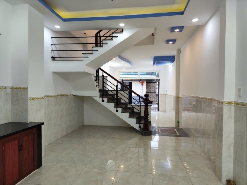 Bán Nhà 92m² Hẻm xe hơi 5m, 4PN, Lê Trọng Tấn, Tân Phú, 7.5 tỷ 2
