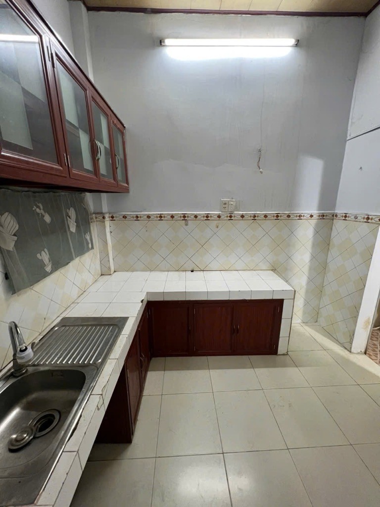 25m2 Lê Văn Phan, hẻm thông, 1/ gần mặt tiền, 2ty98 5