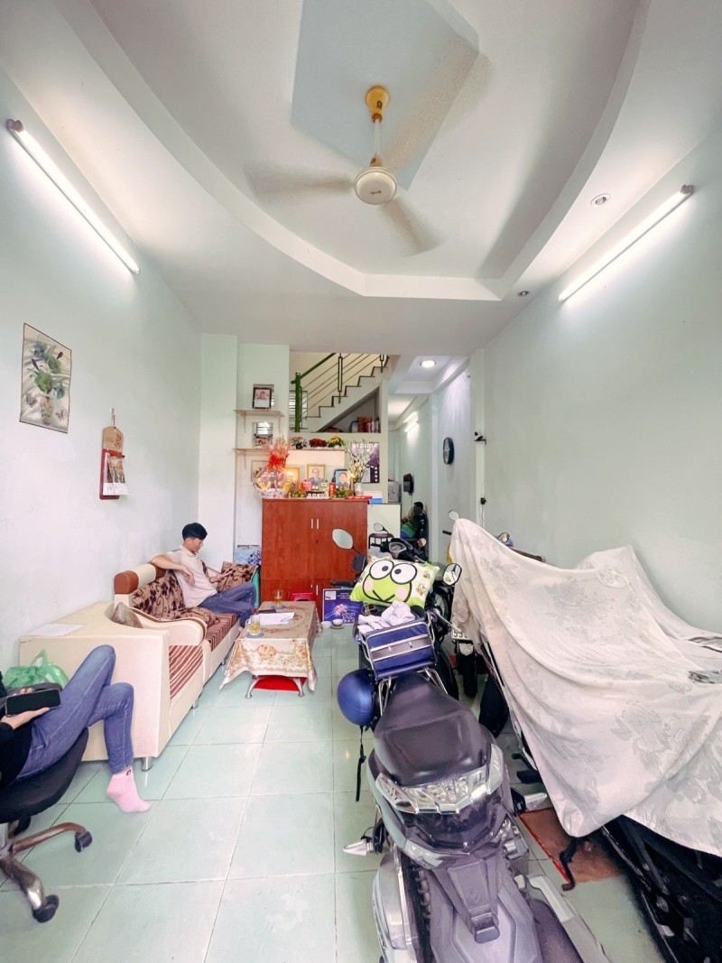 Bán nhà riêng 50m2, Hẻm xe hơi Đường Lý Thánh Tông, Tân Phú 2