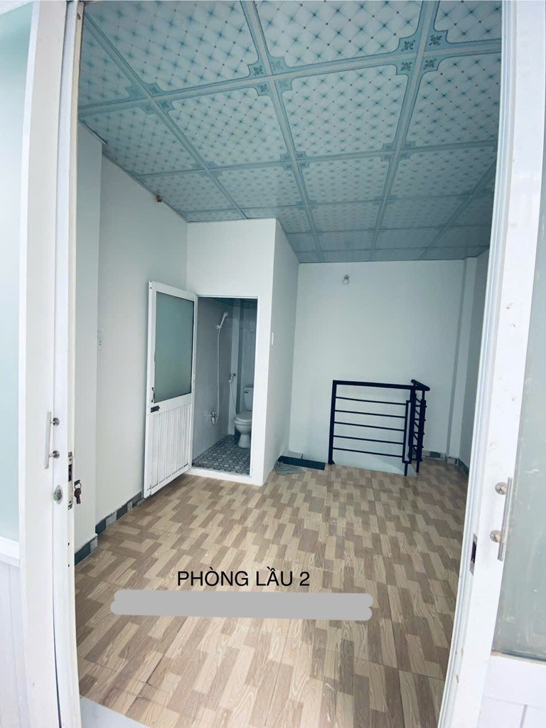 Hơn 2 tỷ có nhà SHR 3 tầng Lý Thường Kiệt, nở hậu, hẻm 3m thông 3