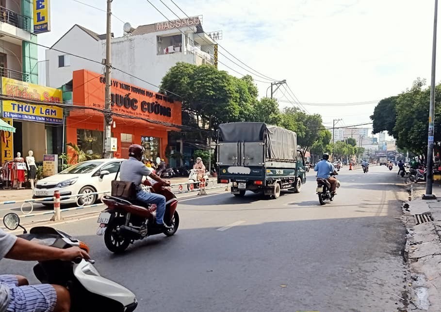 BÁN NHÀ NGUYỄN SƠN 46m2 XE HƠI ĐỖ CỬA, 4x12, 3 tỷ 95 2