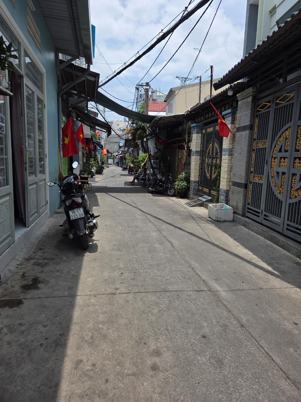 55m2 NGUYỄN SƠN, HXH 5M, 5X11, 4TY2 4