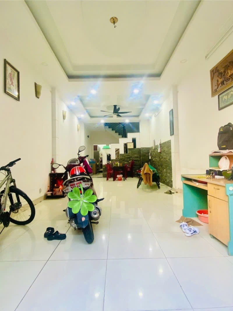 Bán nhà hẻm xe tải 8m 85m² - Đường Nguyễn Súy, Quận Tân Phú 2
