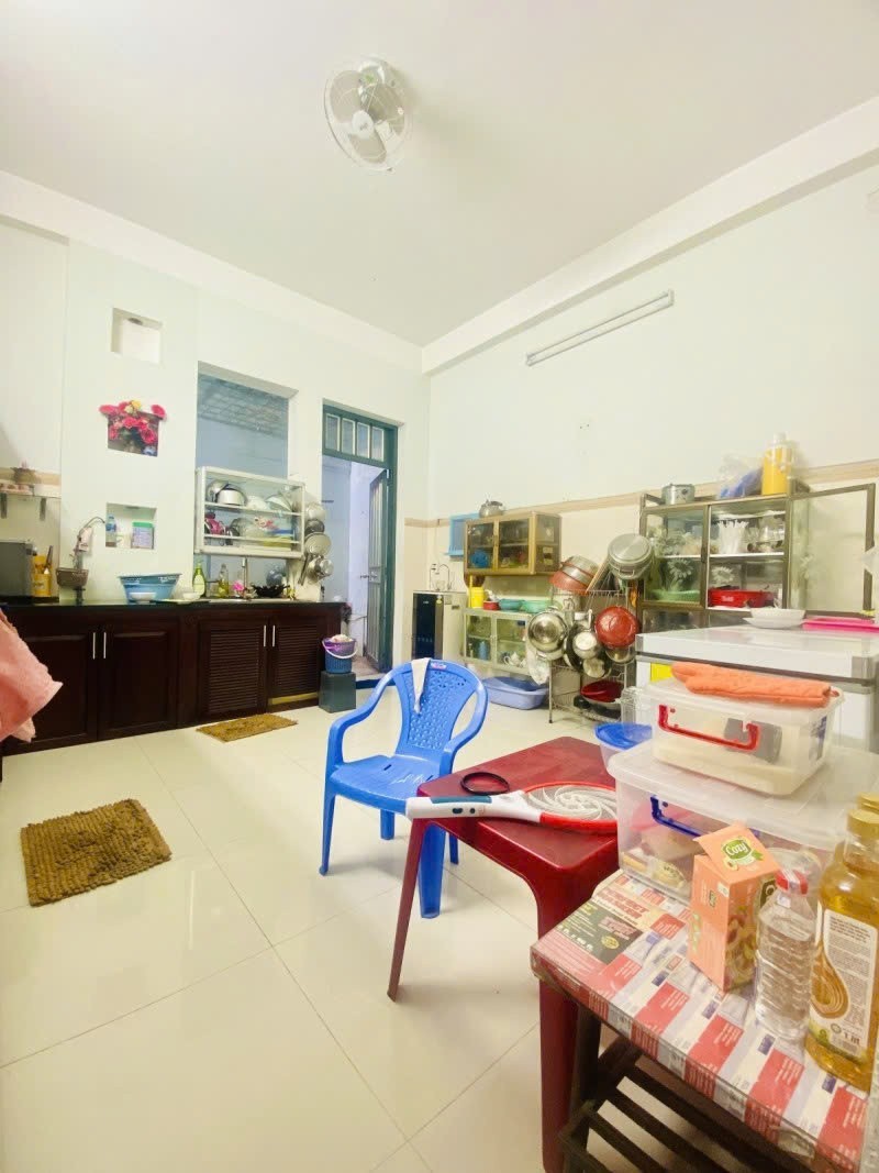 Bán nhà hẻm xe tải 8m 85m² - Đường Nguyễn Súy, Quận Tân Phú 4