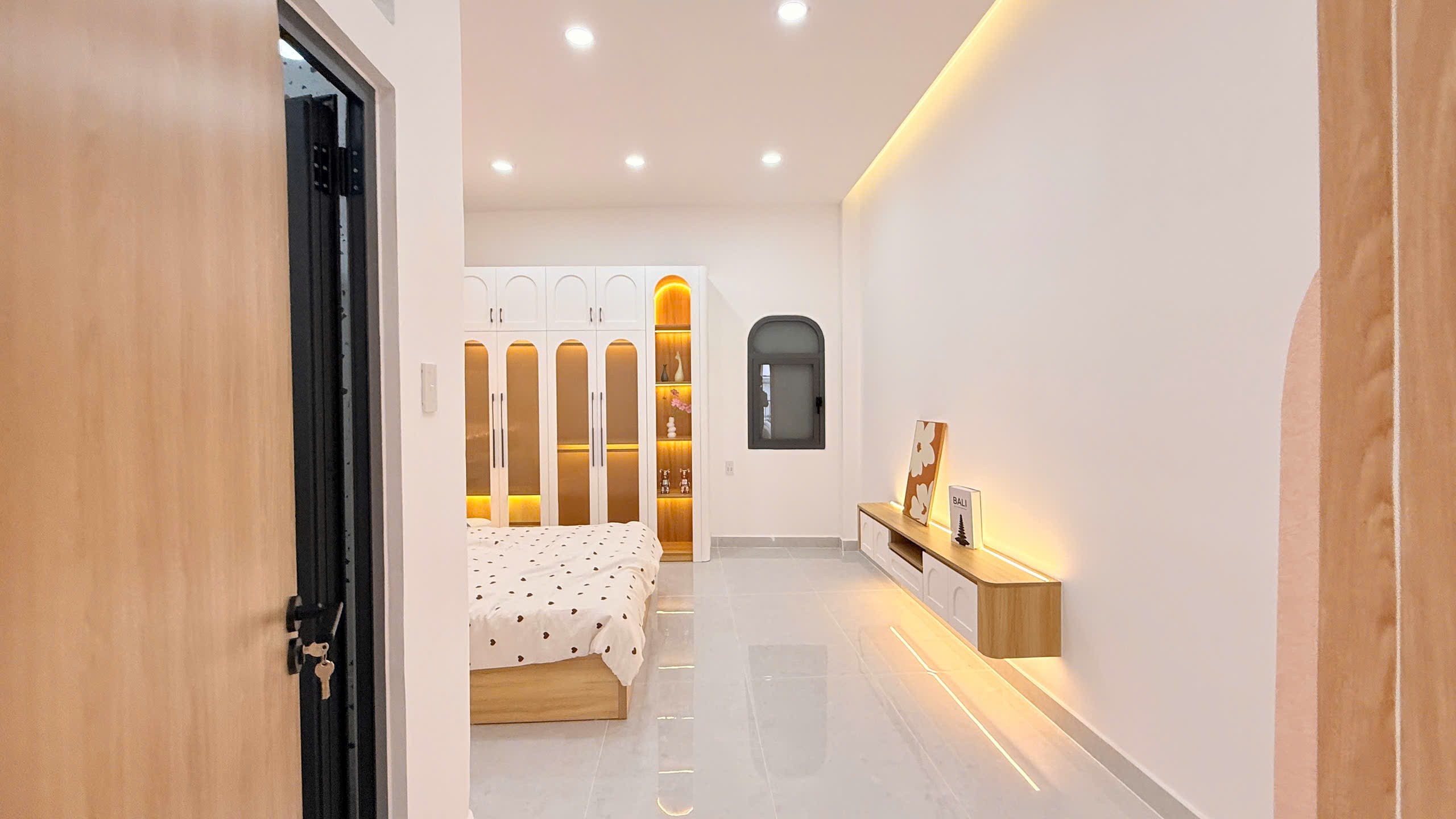 NHÀ CHUẨN GIÁO VIÊN Gò Vấp, 54M²/3PN, HẺM XE HƠI, Gần EMART, Chỉ 5.45 Tỷ TL! 5