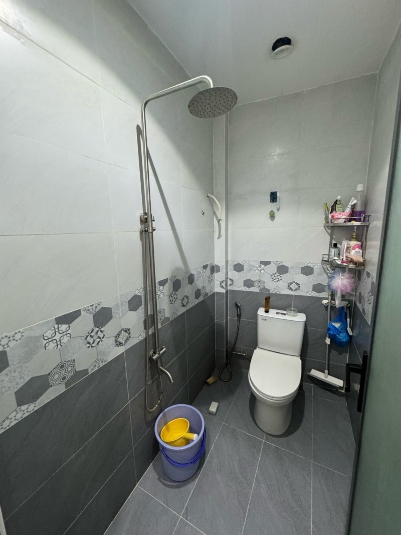 Bán nhà riêng 85m2, Hẻm xe tải 6m Đường Thoại Ngọc Hầu, Q. Tân Phú 4