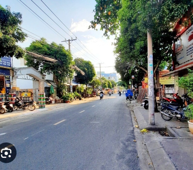 Bán nhà mặt tiền Cống Lở-ngang 4m-sổ vuông-mua bán tấp nập 9 tỷ hơn