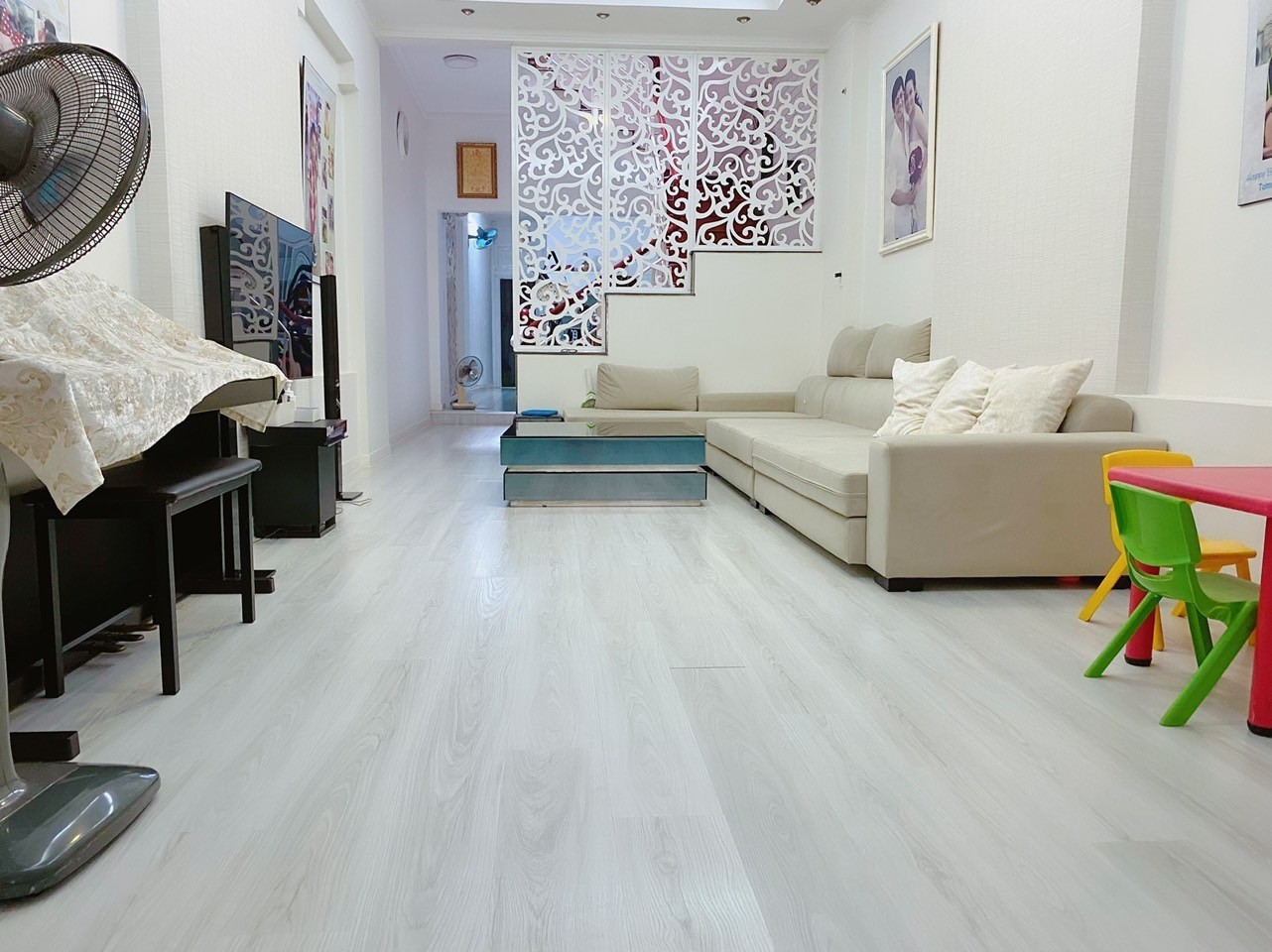 Bán nhà hẻm xe hơi Lý Tự Trọng-gần chợ Bến Thành-4PN-sổ vuông-nhà mới