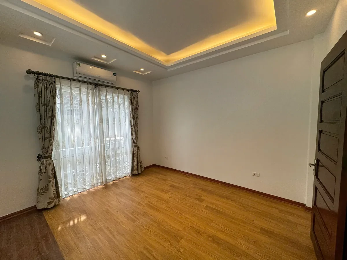Bán nhà Ngọc Hồi, 33m2 x 5 tầng, mặt tiền 4m, giá 5.4 tỷ 3