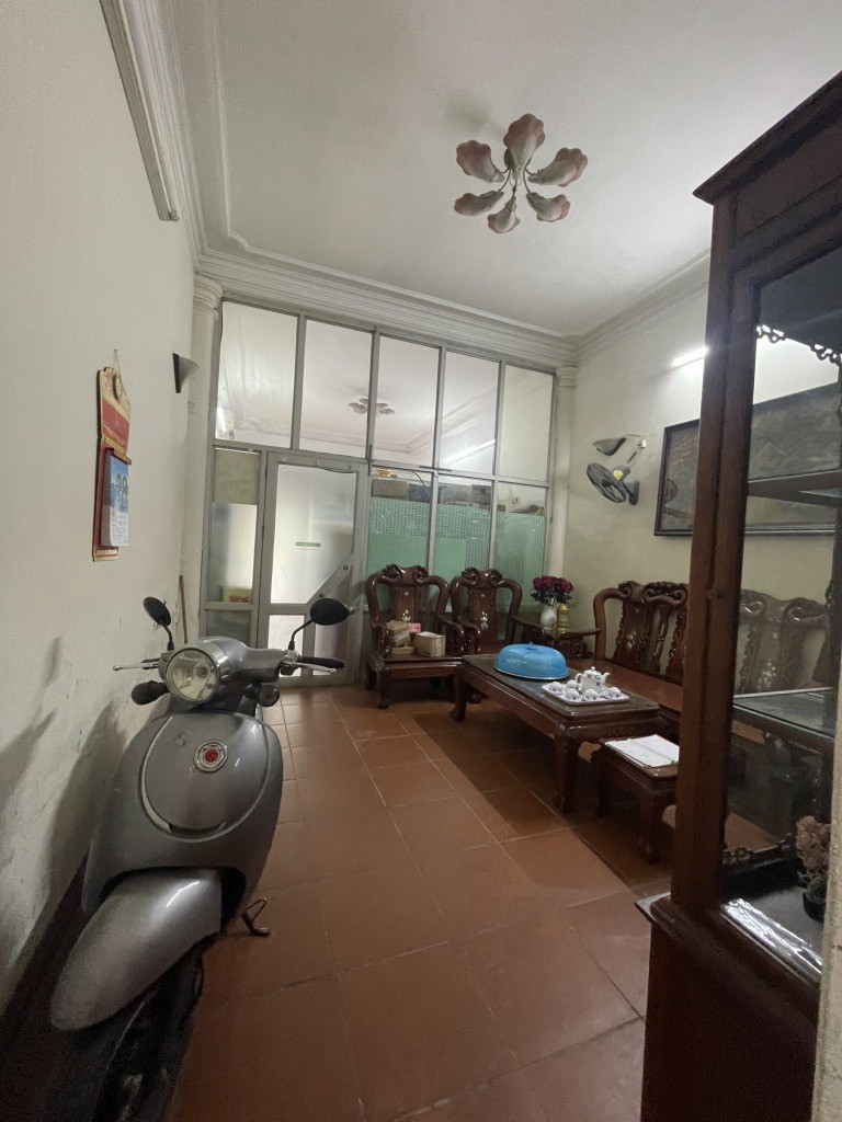 MẶT PHỐ NGÔ GIA TỰ 24 tỷ 80m LÔ GÓC 2 MẶT NGÕ ÔTÔ ĐỖ CỬA,LONG BIÊN 4