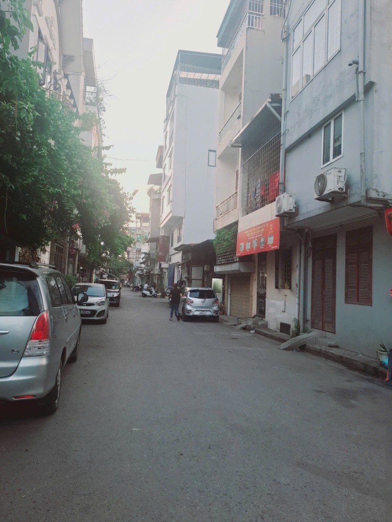 MẶT PHỐ NGÔ GIA TỰ 24 tỷ 80m LÔ GÓC 2 MẶT NGÕ ÔTÔ ĐỖ CỬA,LONG BIÊN 2